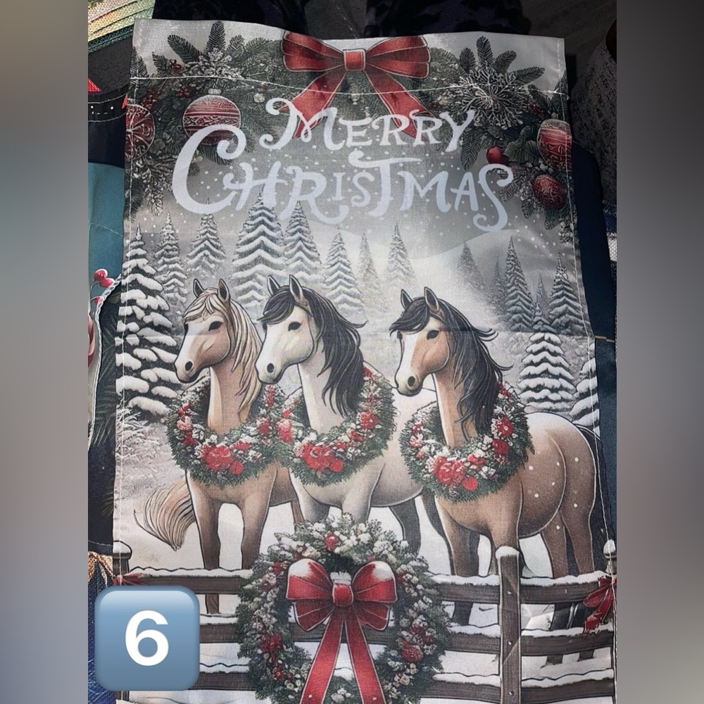 Choice - Poly Weatherproof Christmas garden flag - Picture 3 of 3